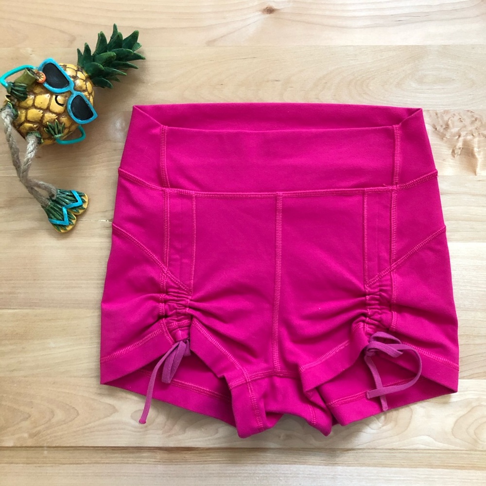 Lululemon Athletica Liberty Short Jewelled Magenta